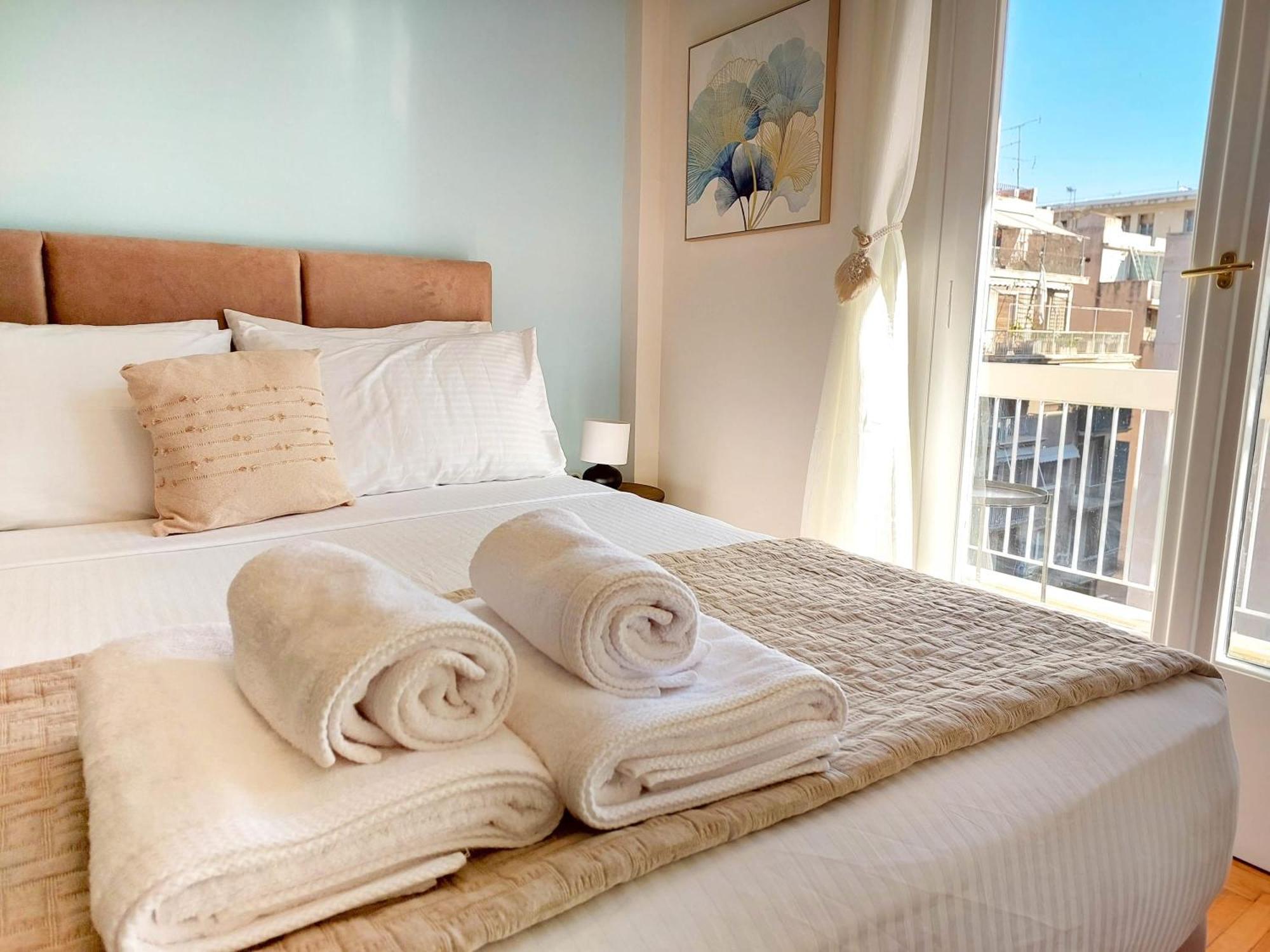 Apartamento Exarchia Artistic Getaway For Groups Atenas Exterior foto